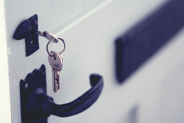 How To Decorate A Front Door, How to Decorate a Front Door