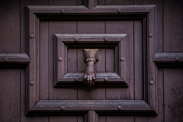 How To Decorate A Front Door, How to Decorate a Front Door